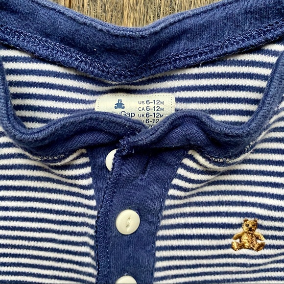 6-12M GAP Onesie - Picture 2 of 2
